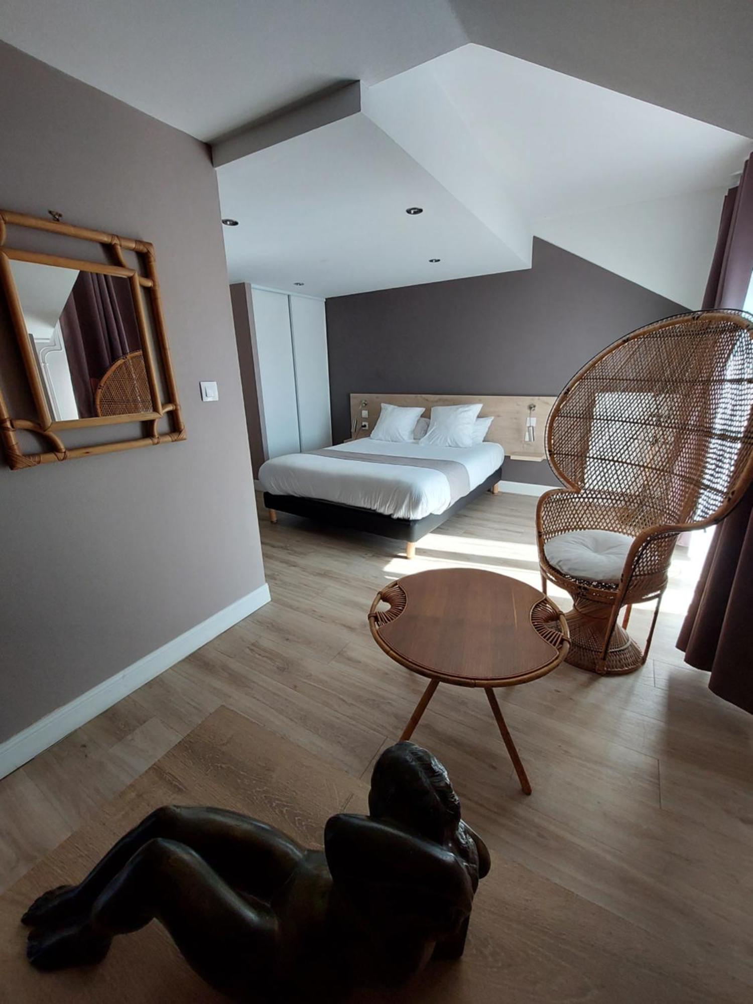 Logis Auberge Des Voyageurs Vandieres  Esterno foto