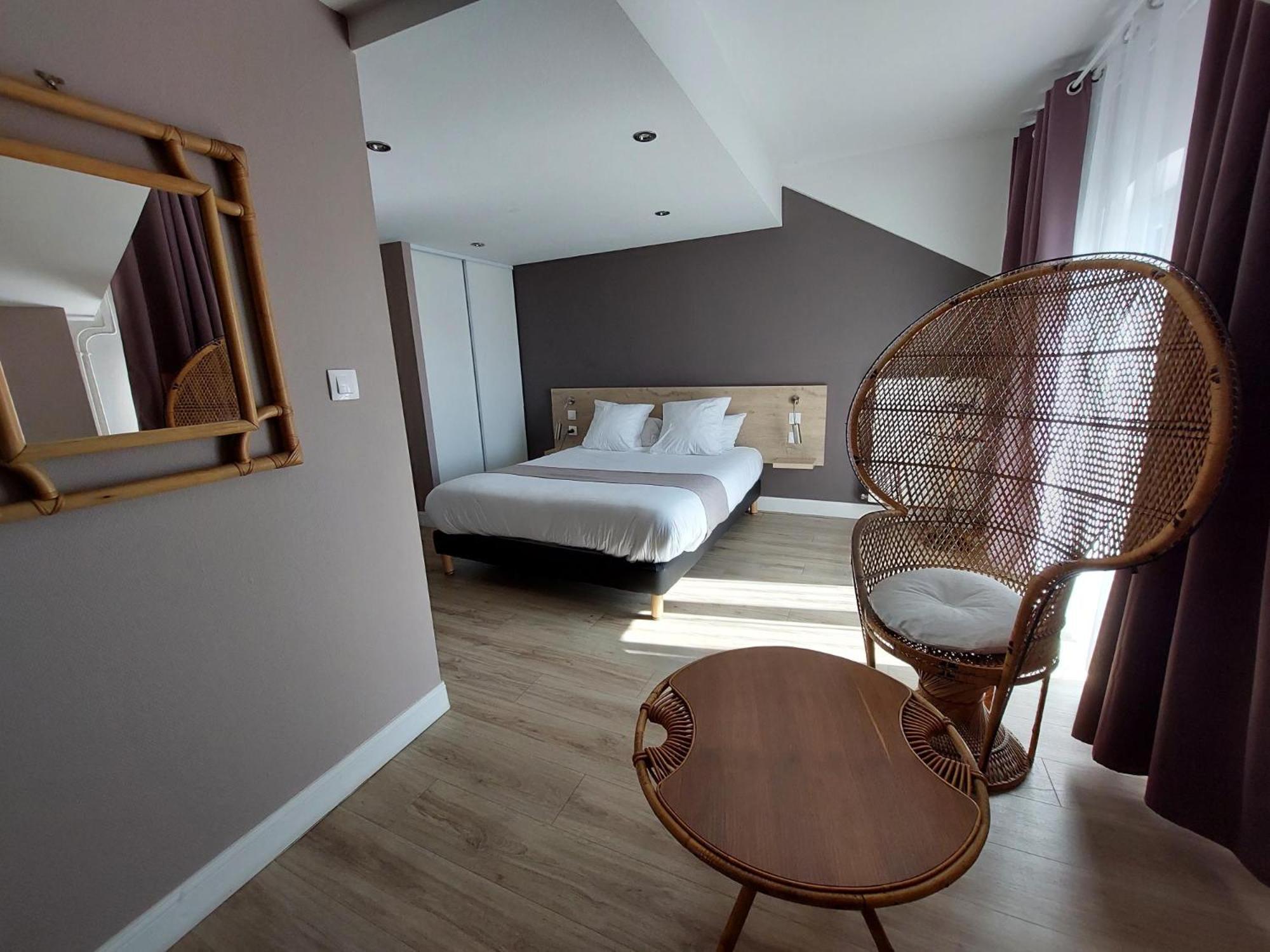 Logis Auberge Des Voyageurs Vandieres  Esterno foto