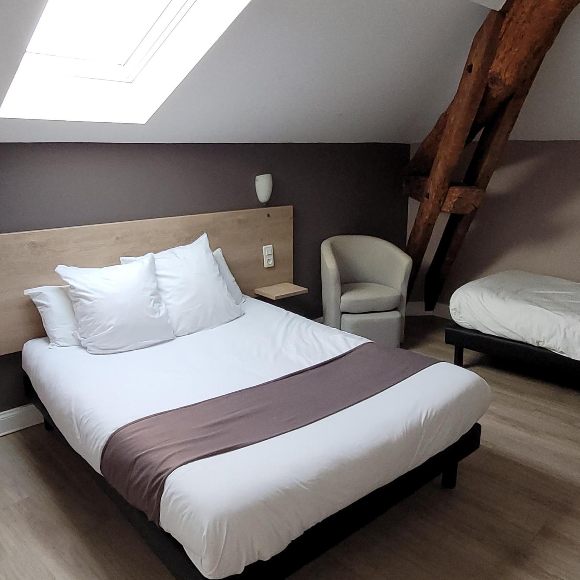 Logis Auberge Des Voyageurs Vandieres  Esterno foto